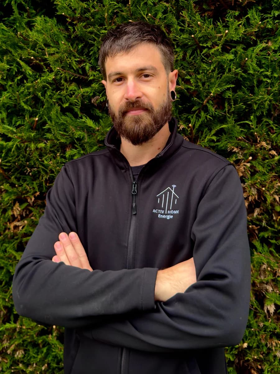 Simon, fondateur d'Activ'Home Énergie